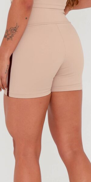 cap2-short-cor-ivory-costas