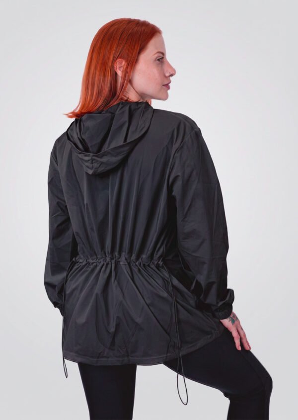 f12-jaqueta-cor-preto-costas